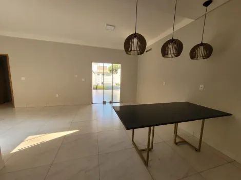 Comprar Casa / Padrão em Mirassol R$ 400.000,00 - Foto 15