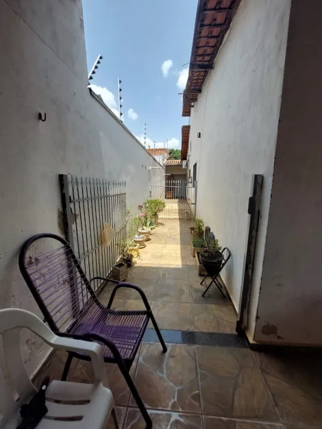 Comprar Casa / Padrão em São José do Rio Preto R$ 275.000,00 - Foto 13