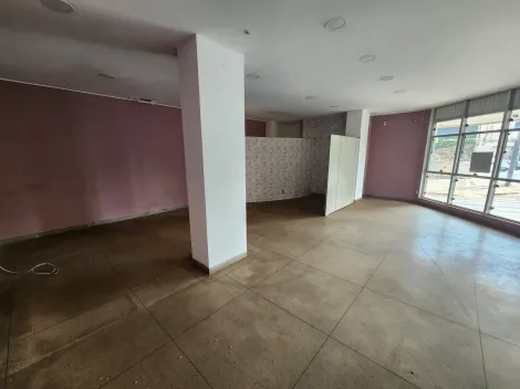 Alugar Comercial / Salão em São José do Rio Preto. apenas R$ 2.400,00