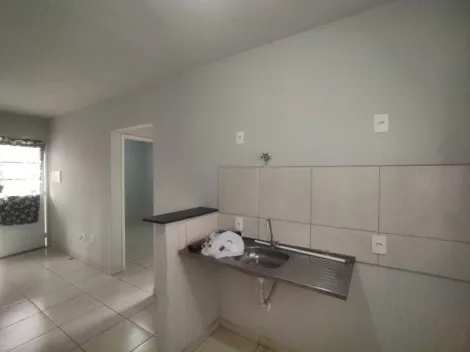 Alugar Casa / Padrão em São José do Rio Preto R$ 800,00 - Foto 8