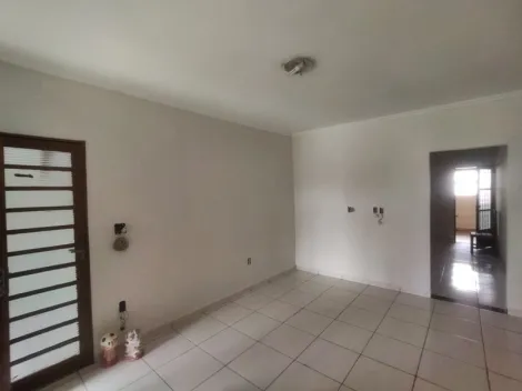 Alugar Casa / Padrão em São José do Rio Preto R$ 1.400,00 - Foto 3