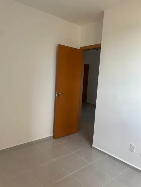 Alugar Apartamento / Padrão em São José do Rio Preto R$ 1.400,00 - Foto 2