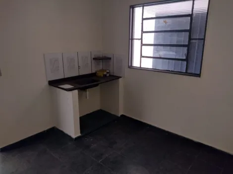 Alugar Casa / Padrão em São José do Rio Preto R$ 1.200,00 - Foto 9