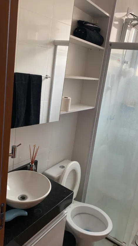 Alugar Apartamento / Padrão em São José do Rio Preto R$ 1.300,00 - Foto 4