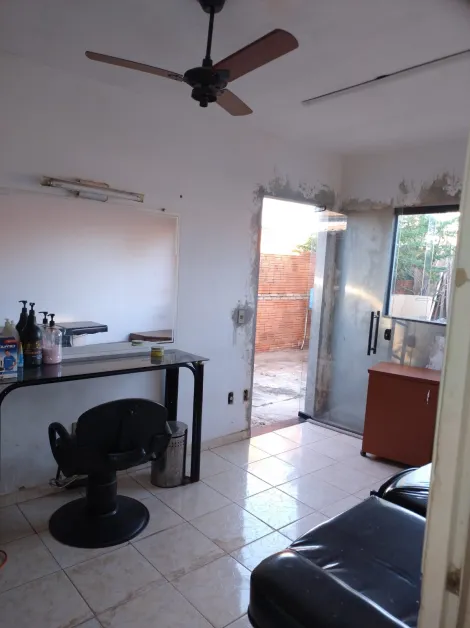 Comprar Casa / Padrão em São José do Rio Preto R$ 160.000,00 - Foto 3