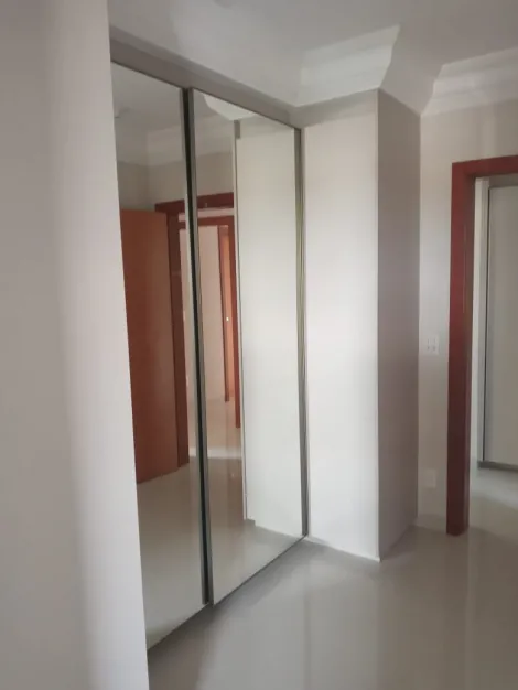 Comprar Apartamento / Padrão em Uberaba R$ 1.250.000,00 - Foto 9