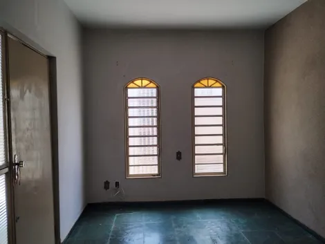 Casa / Padrão em São José do Rio Preto Alugar por R$1.700,00