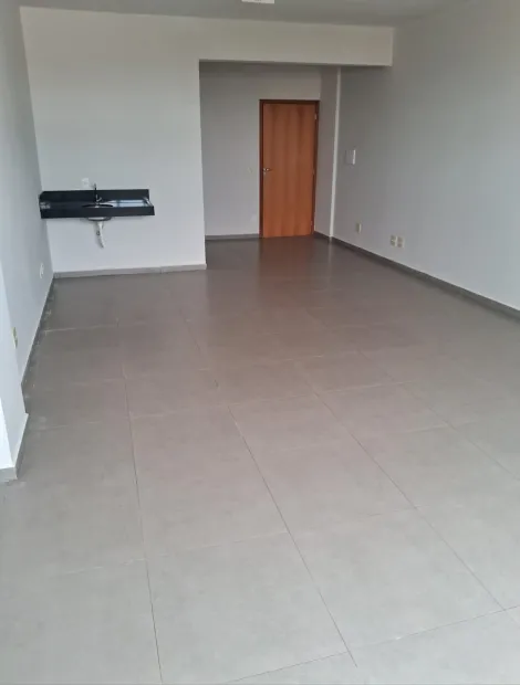 Alugar Comercial / Sala em Mirassol R$ 1.150,00 - Foto 2