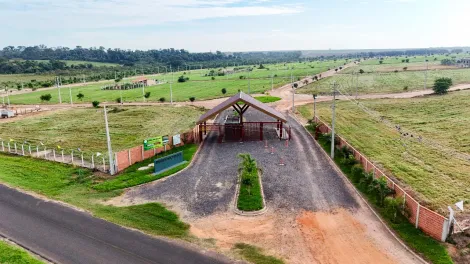 Terreno / Condomínio em Adolfo 