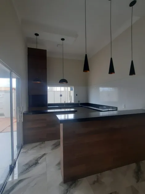 Alugar Casa / Padrão em Bady Bassitt R$ 3.000,00 - Foto 4