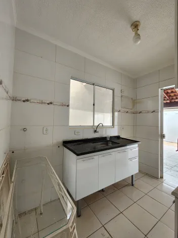 Alugar Casa / Condomínio em São José do Rio Preto R$ 2.000,00 - Foto 4