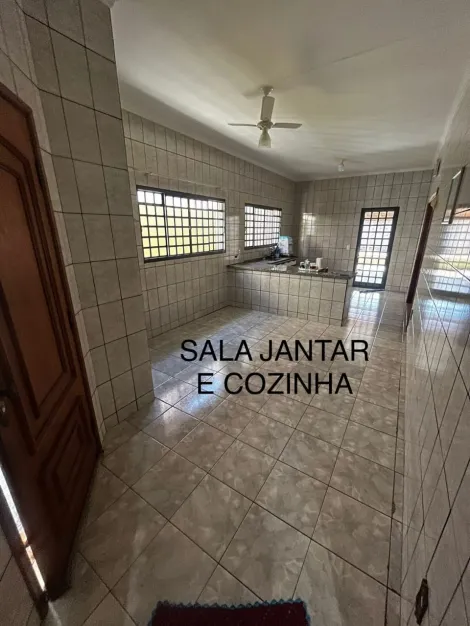 Alugar Casa / Padrão em Cedral. apenas R$ 410.000,00