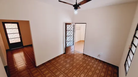 Alugar Casa / Padrão em São José do Rio Preto R$ 1.300,00 - Foto 2