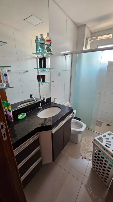 Alugar Apartamento / Padrão em Mirassol R$ 1.400,00 - Foto 5