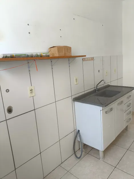 Alugar Apartamento / Padrão em São José do Rio Preto R$ 700,00 - Foto 14