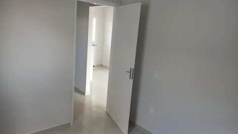 Alugar Casa / Padrão em São José do Rio Preto apenas R$ 700,00 - Foto 7