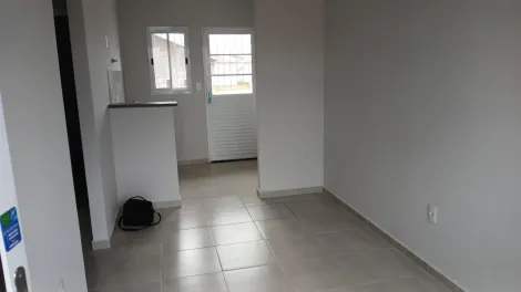 Alugar Casa / Padrão em São José do Rio Preto. apenas R$ 600,00