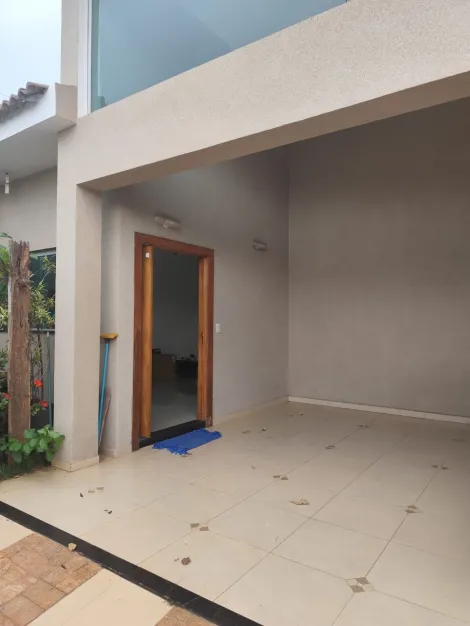 Alugar Casa / Padrão em São José do Rio Preto. apenas R$ 3.000,00