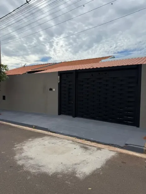 Alugar Casa / Padrão em São José do Rio Preto. apenas R$ 250.000,00