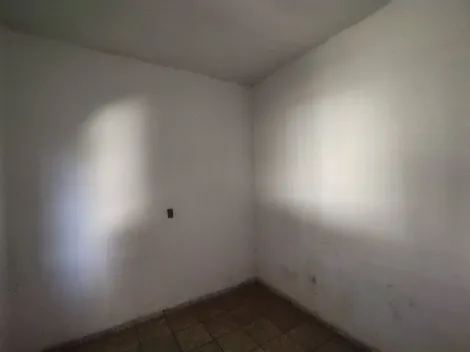 Alugar Casa / Padrão em São José do Rio Preto R$ 1.000,00 - Foto 7