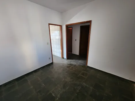 Alugar Casa / Padrão em São José do Rio Preto R$ 1.200,00 - Foto 3