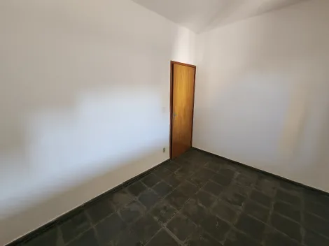 Alugar Casa / Padrão em São José do Rio Preto R$ 1.200,00 - Foto 11