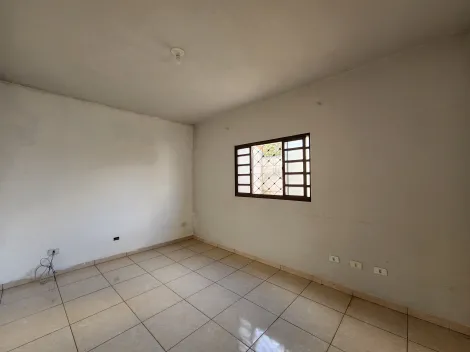 Alugar Casa / Padrão em Guapiaçu R$ 1.150,00 - Foto 2