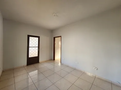 Alugar Casa / Padrão em Guapiaçu R$ 1.150,00 - Foto 3