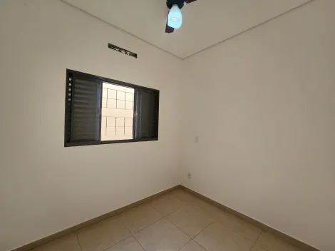 Alugar Casa / Padrão em São José do Rio Preto R$ 1.800,00 - Foto 8