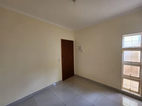 Alugar Casa / Padrão em São José do Rio Preto R$ 1.000,00 - Foto 5