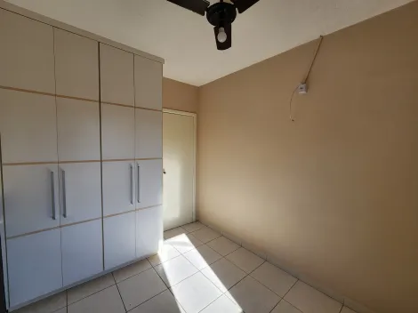 Alugar Casa / Condomínio em São José do Rio Preto R$ 1.600,00 - Foto 8