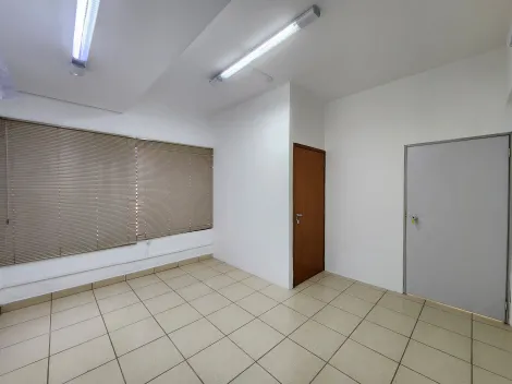 Alugar Comercial / Salão em São José do Rio Preto R$ 12.000,00 - Foto 8