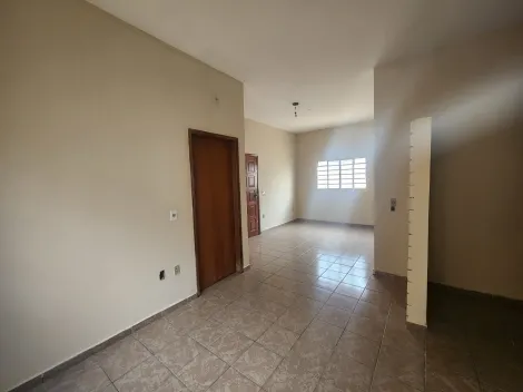 Alugar Casa / Padrão em São José do Rio Preto R$ 1.300,00 - Foto 2