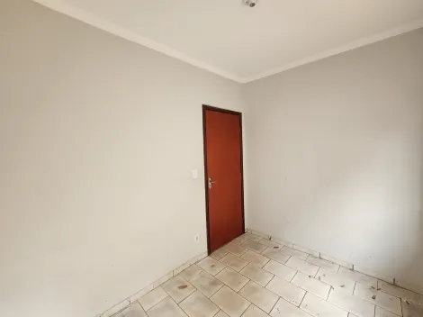 Alugar Casa / Padrão em São José do Rio Preto R$ 1.300,00 - Foto 9