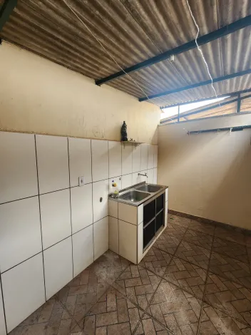 Alugar Casa / Padrão em São José do Rio Preto R$ 1.300,00 - Foto 12