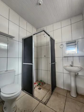 Alugar Casa / Padrão em São José do Rio Preto R$ 1.300,00 - Foto 13