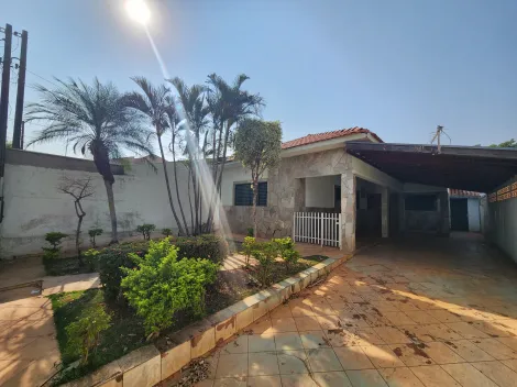 Alugar Casa / Padrão em São José do Rio Preto. apenas R$ 1.350,00