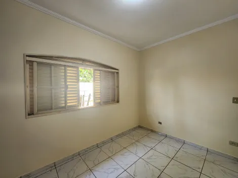 Alugar Casa / Padrão em São José do Rio Preto R$ 2.100,00 - Foto 12