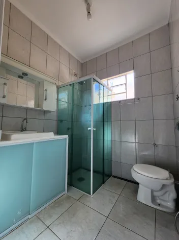 Alugar Casa / Padrão em São José do Rio Preto R$ 1.424,95 - Foto 6