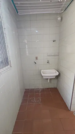 Alugar Apartamento / Padrão em São José do Rio Preto R$ 650,00 - Foto 10