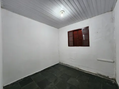 Alugar Casa / Padrão em São José do Rio Preto R$ 600,00 - Foto 6
