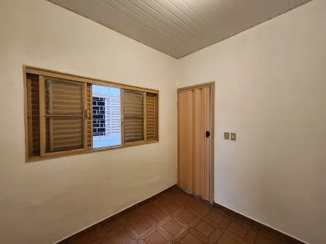 Alugar Casa / Padrão em São José do Rio Preto R$ 850,00 - Foto 11