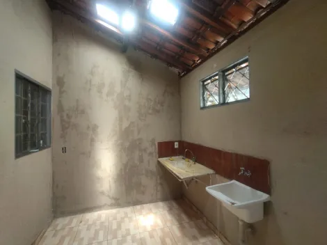 Alugar Casa / Padrão em São José do Rio Preto apenas R$ 800,00 - Foto 5