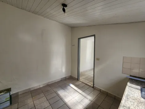 Alugar Casa / Padrão em São José do Rio Preto apenas R$ 700,00 - Foto 4