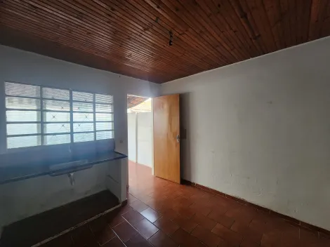 Alugar Casa / Padrão em São José do Rio Preto. apenas R$ 700,00