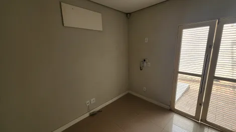 Alugar Comercial / Casa Comercial em São José do Rio Preto. apenas R$ 750,00