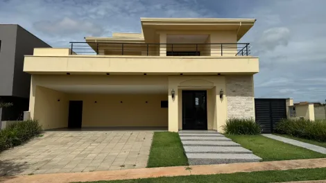 Casa / Condomínio em São José do Rio Preto 