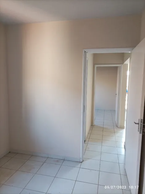 Alugar Casa / Padrão em São José do Rio Preto apenas R$ 680,00 - Foto 9