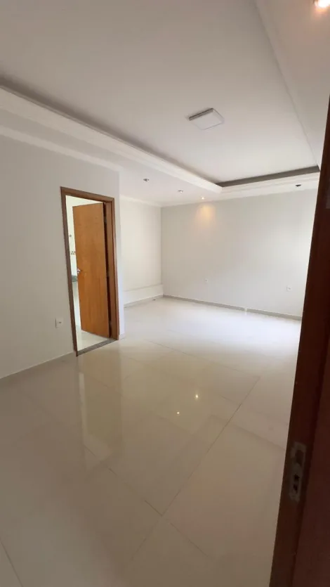 Alugar Casa / Padrão em São José do Rio Preto. apenas R$ 2.800,00