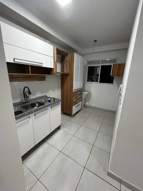 Alugar Apartamento / Padrão em São José do Rio Preto. apenas R$ 300.000,00